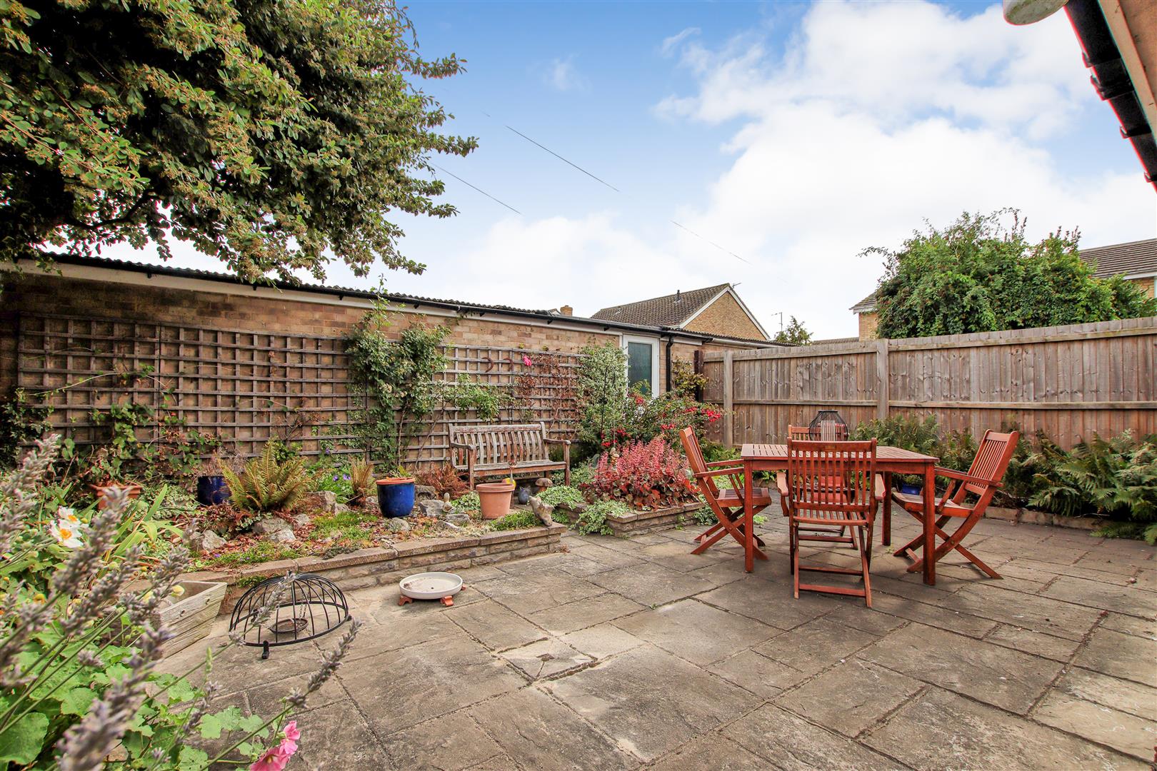 Wolsey Way, Cambridge